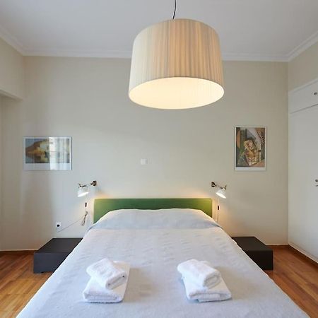 Apartment In The Heart Of The City Athen Exterior foto